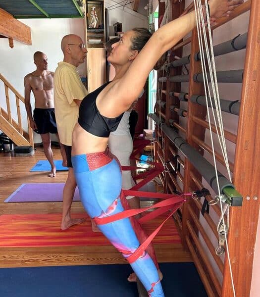 extension yoga